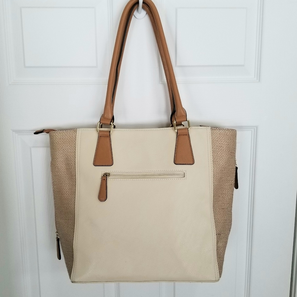 Apt 9 Tote Handbag Cream w/leather handles